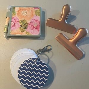 Floral Notepad and Copper Clips Set